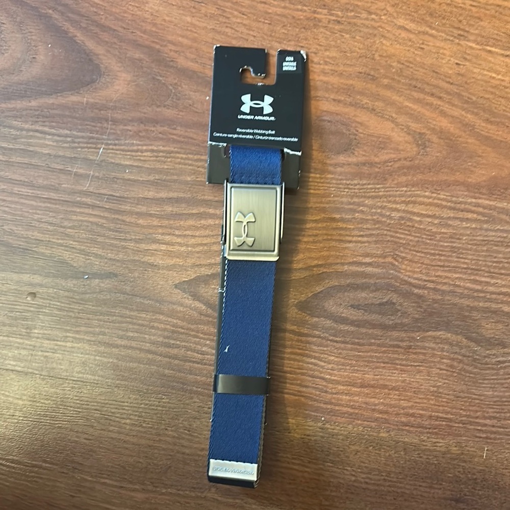 NWT reversible webbing Under Armour golf belt OSFM - one ribbed one smooth